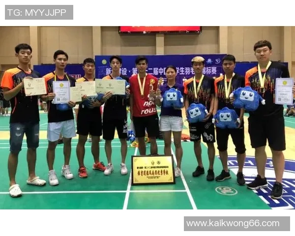 成都羽毛球队在冠军赛中的实力展现与战术分析